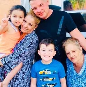 Meet your Posher, Gustavo suarez